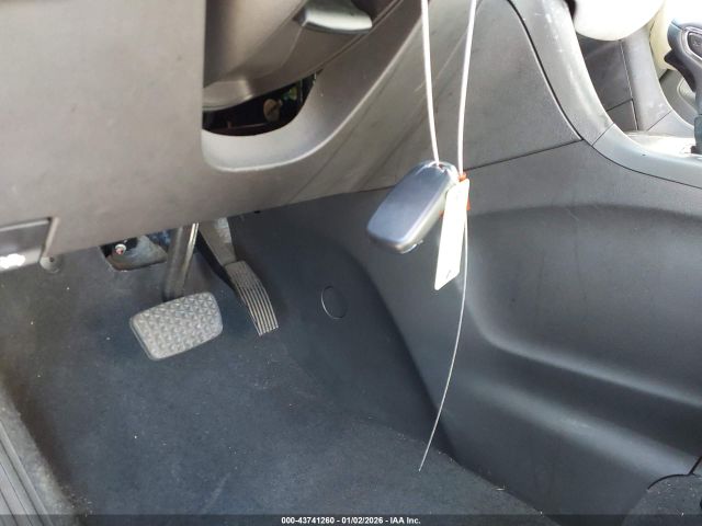 Chevrolet Equinox Fwd Lt Image 2