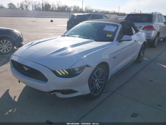 Ford Mustang Gt Premium Image 9