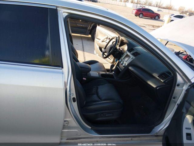 Toyota Camry Se V6 Image 6