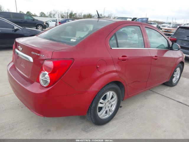 Chevrolet Sonic Lt Auto Image 3