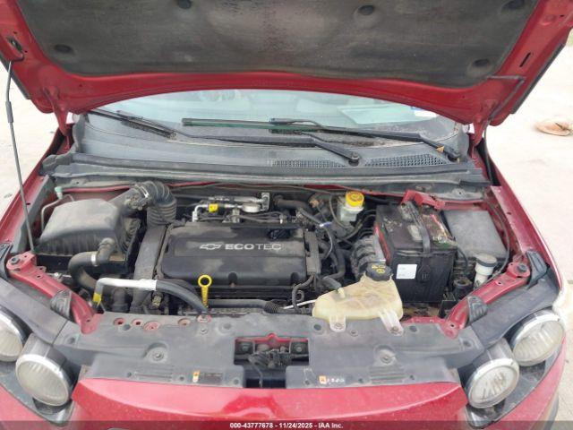 Chevrolet Sonic Lt Auto Image 15