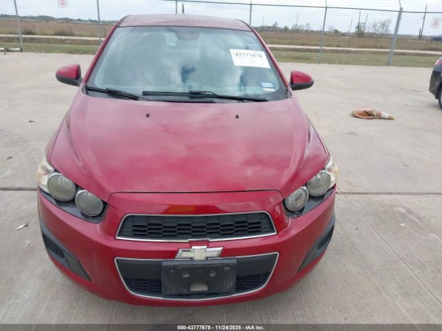 Chevrolet Sonic Lt Auto Image 11