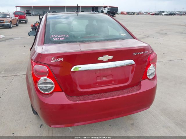 Chevrolet Sonic Lt Auto Image 16