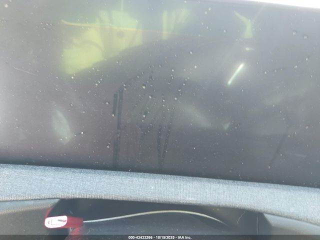 Kia EV6 Wind Image 18