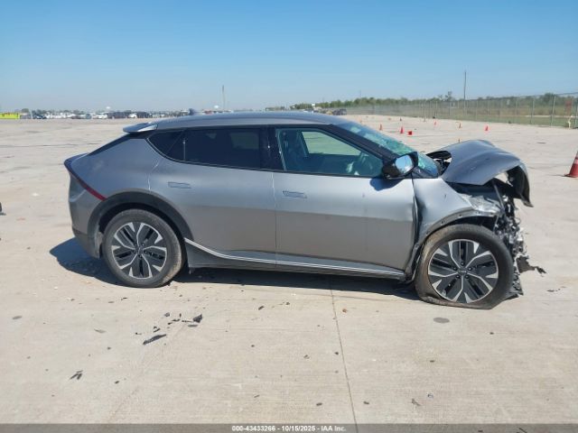 Kia EV6 Wind Image 15