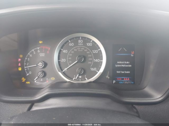 Toyota Corolla Le Image 13