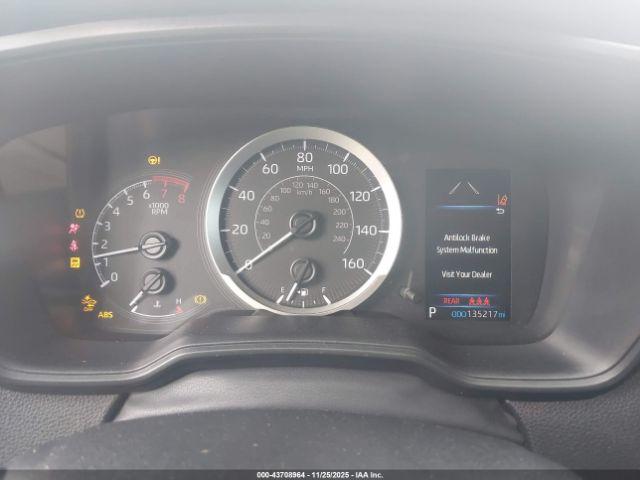 Toyota Corolla Le Image 13