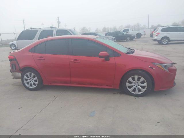 Toyota Corolla Le Image 10