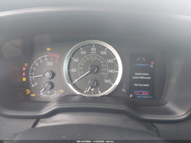 Toyota Corolla Le Image 12