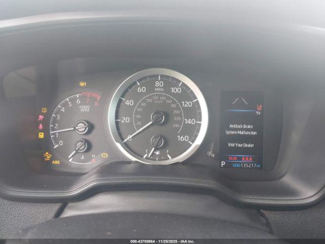 Toyota Corolla Le Image 12