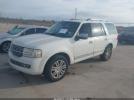 Lincoln Navigator Image 2