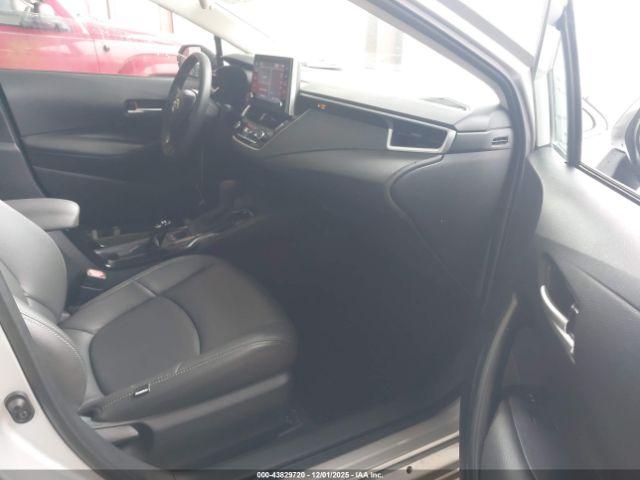 Toyota Corolla Le Image 16