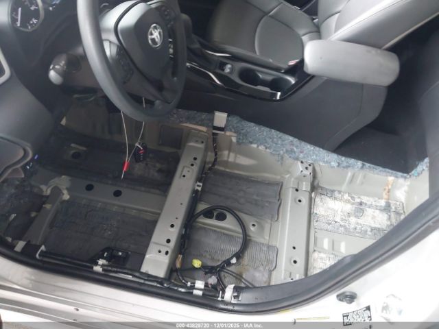 Toyota Corolla Le Image 3