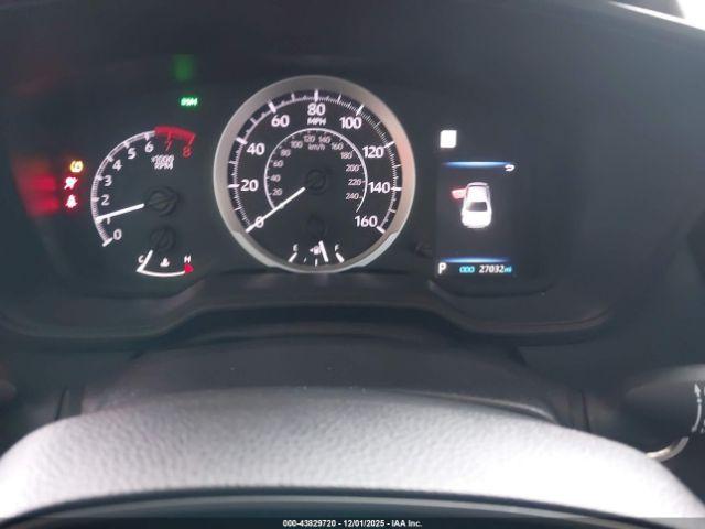 Toyota Corolla Le Image 12