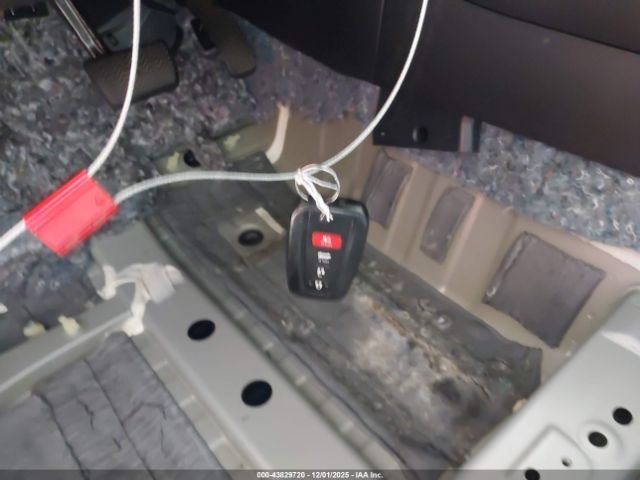 Toyota Corolla Le Image 5