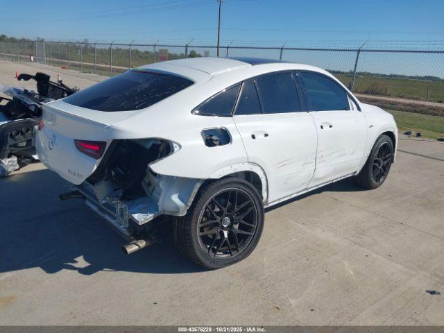 Mercedes-Benz GLE 4matic+ Image 11