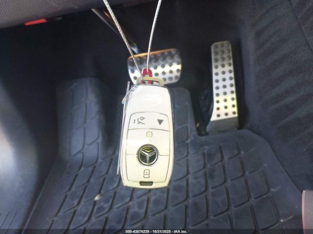 Mercedes-Benz GLE 4matic+ Image 14