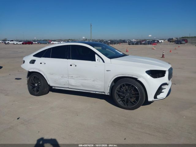 Mercedes-Benz GLE 4matic+ Image 16