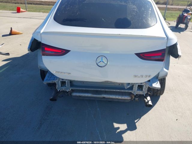 Mercedes-Benz GLE 4matic+ Image 18