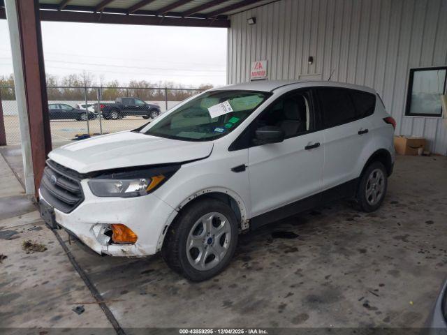 Ford Escape S Image 12