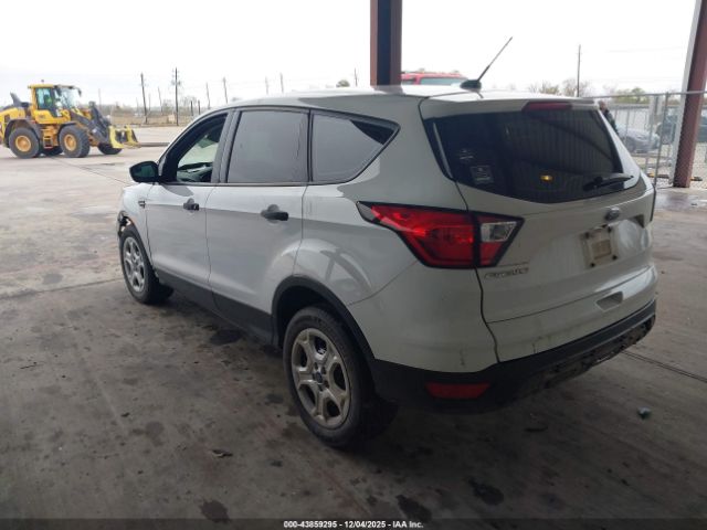 Ford Escape S Image 11