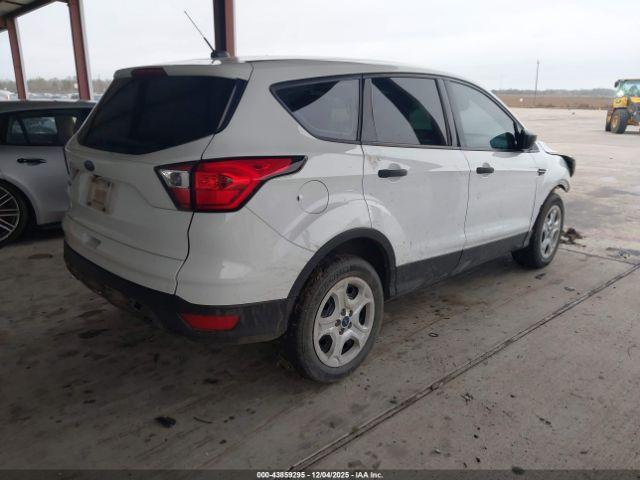 Ford Escape S Image 5