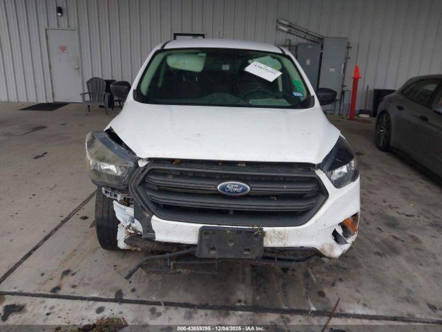 Ford Escape S Image 4