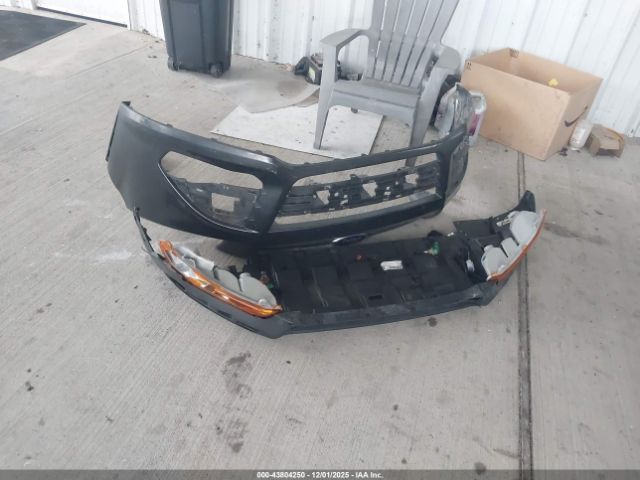 Ford Escape S Image 6