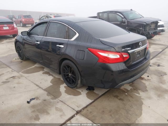 Nissan Altima 2.5 S Image 6