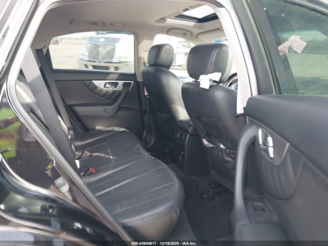 INFINITI Fx Image 17