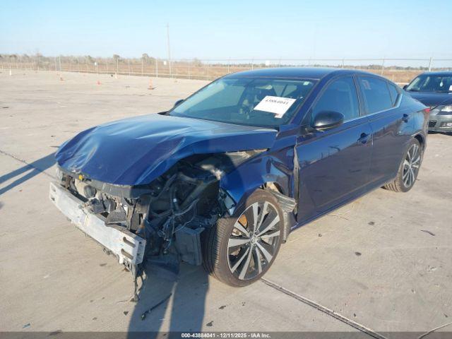 Nissan Altima 2.5 Sr Image 4