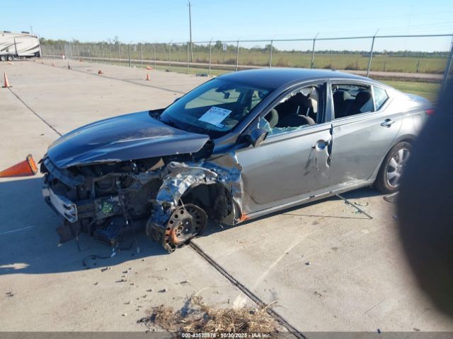 Nissan Altima Sv Fwd Image 8