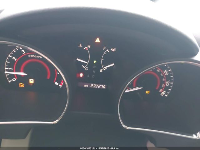 Toyota Highlander Limited V6 Image 9