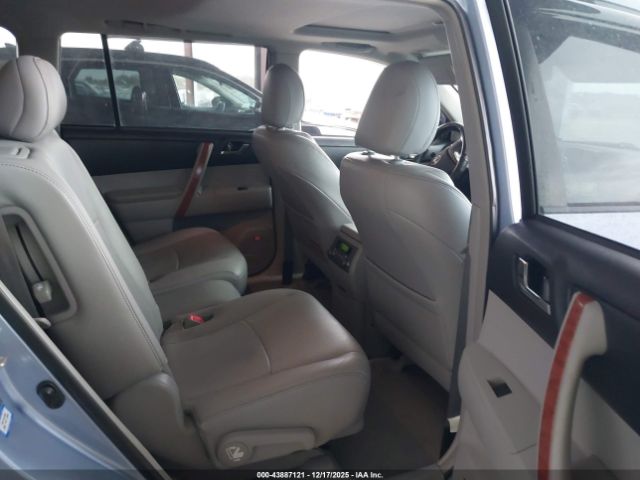 Toyota Highlander Limited V6 Image 5