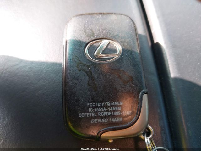 Lexus LX 570 Image 12