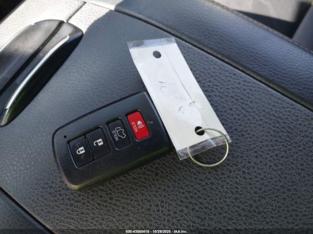 Toyota Highlander Xle Image 11