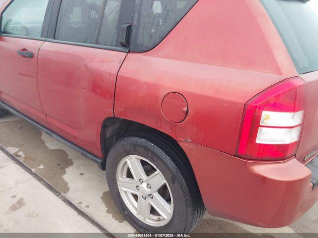 Jeep Compass Sport Image 2