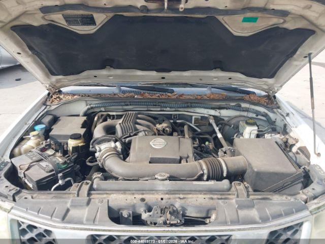 Nissan Frontier Le Image 7