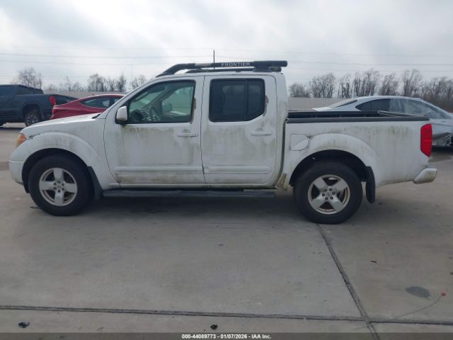 Nissan Frontier Le Image 13