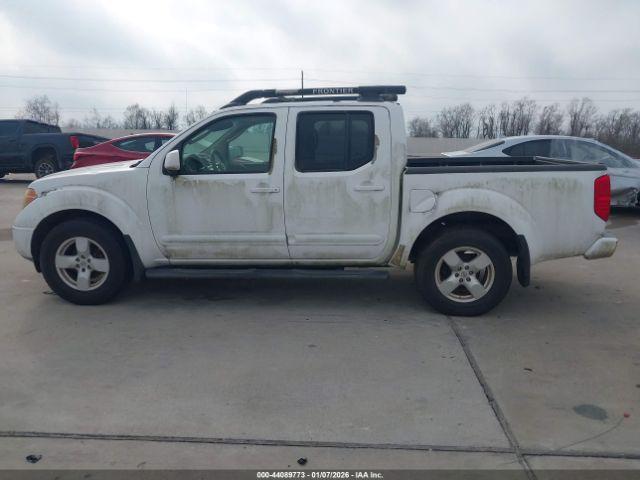 Nissan Frontier Le Image 13