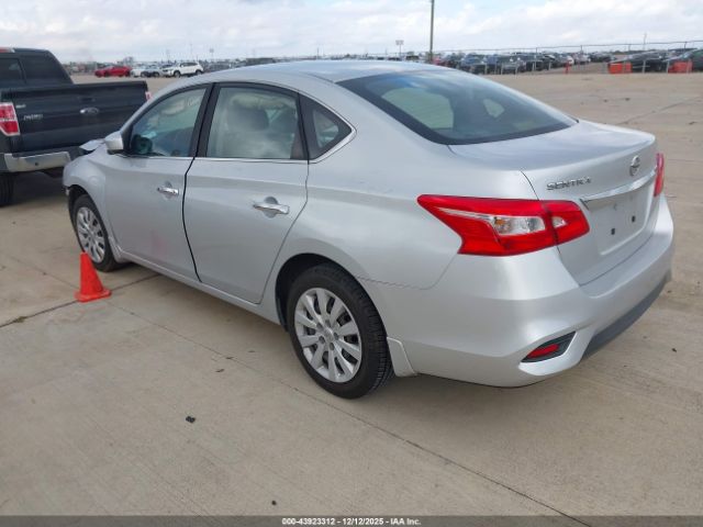 Nissan Sentra S Image 4