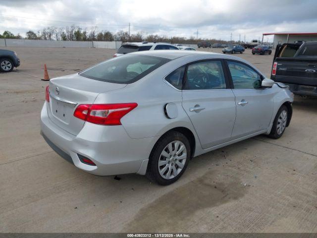 Nissan Sentra S Image 7