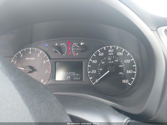 Nissan Sentra S Image 11