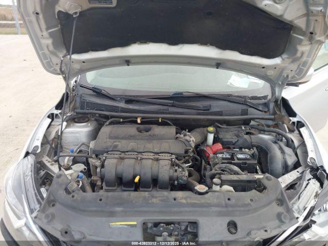 Nissan Sentra S Image 5