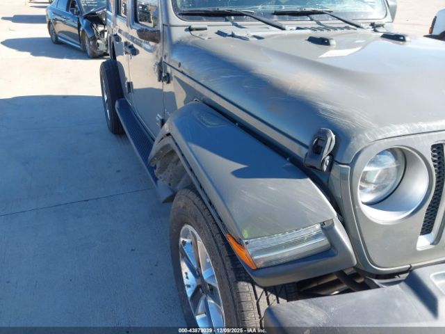 Jeep Wrangler Sahara 4x4 Image 2