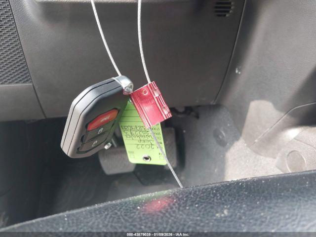 Jeep Wrangler Sahara 4x4 Image 7