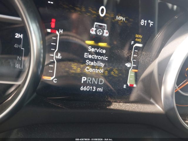 Jeep Wrangler Sahara 4x4 Image 3