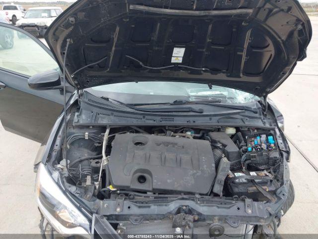 Toyota Corolla Le Image 7