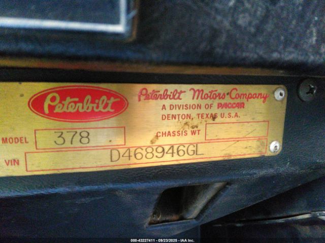 Peterbilt 378 Image 5