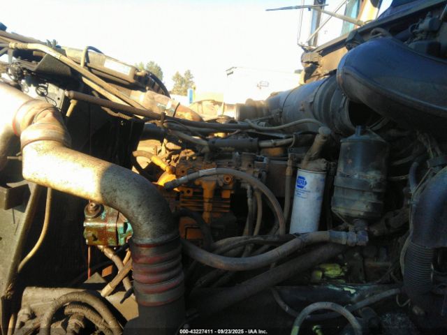 Peterbilt 378 Image 9